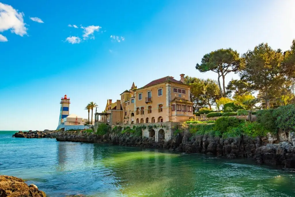 short-term-rentals-in-portugal-al-licence-rules-taxes-and-how-it-works