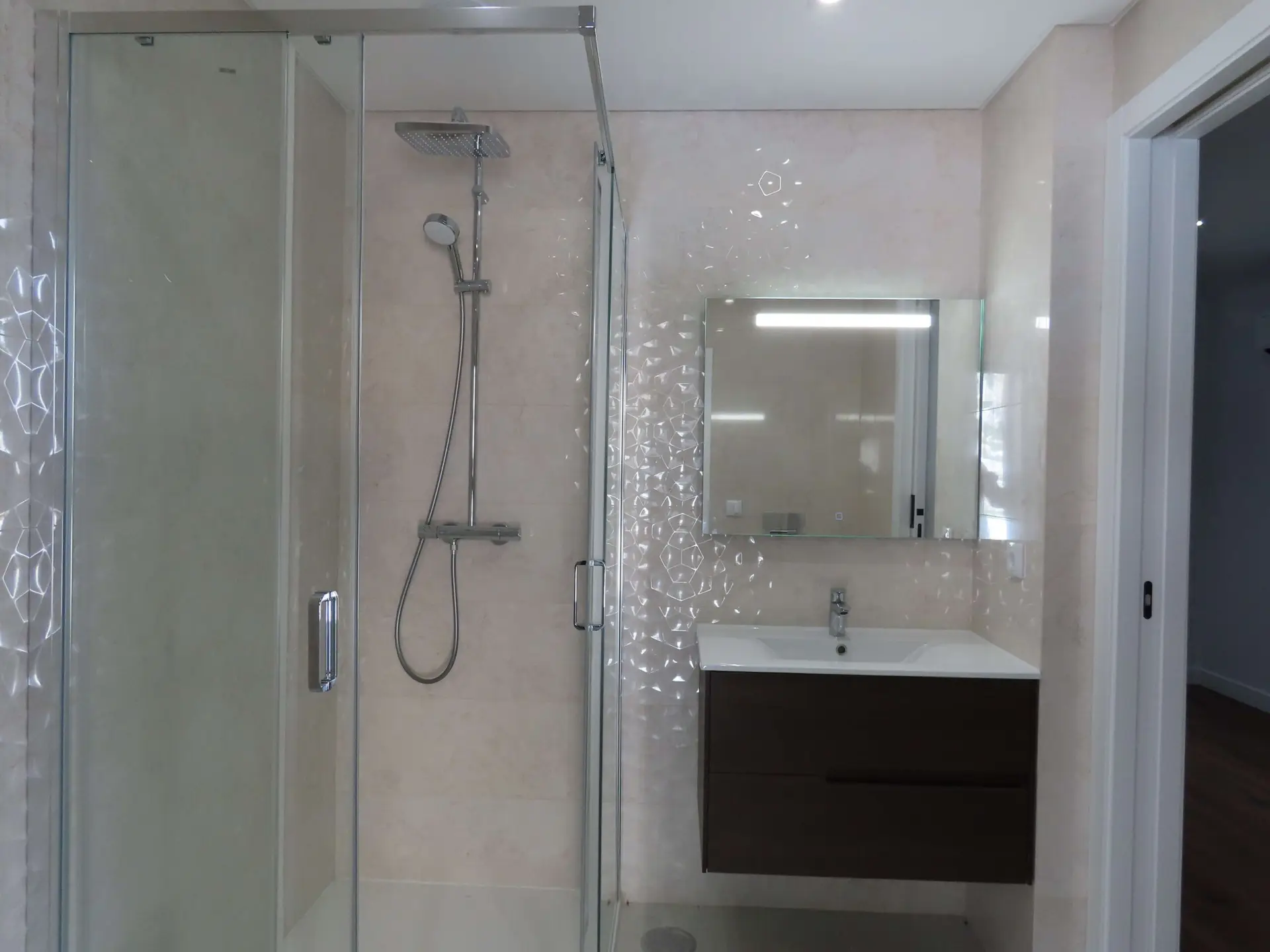 Bathroom-5-scaled-1.jpg