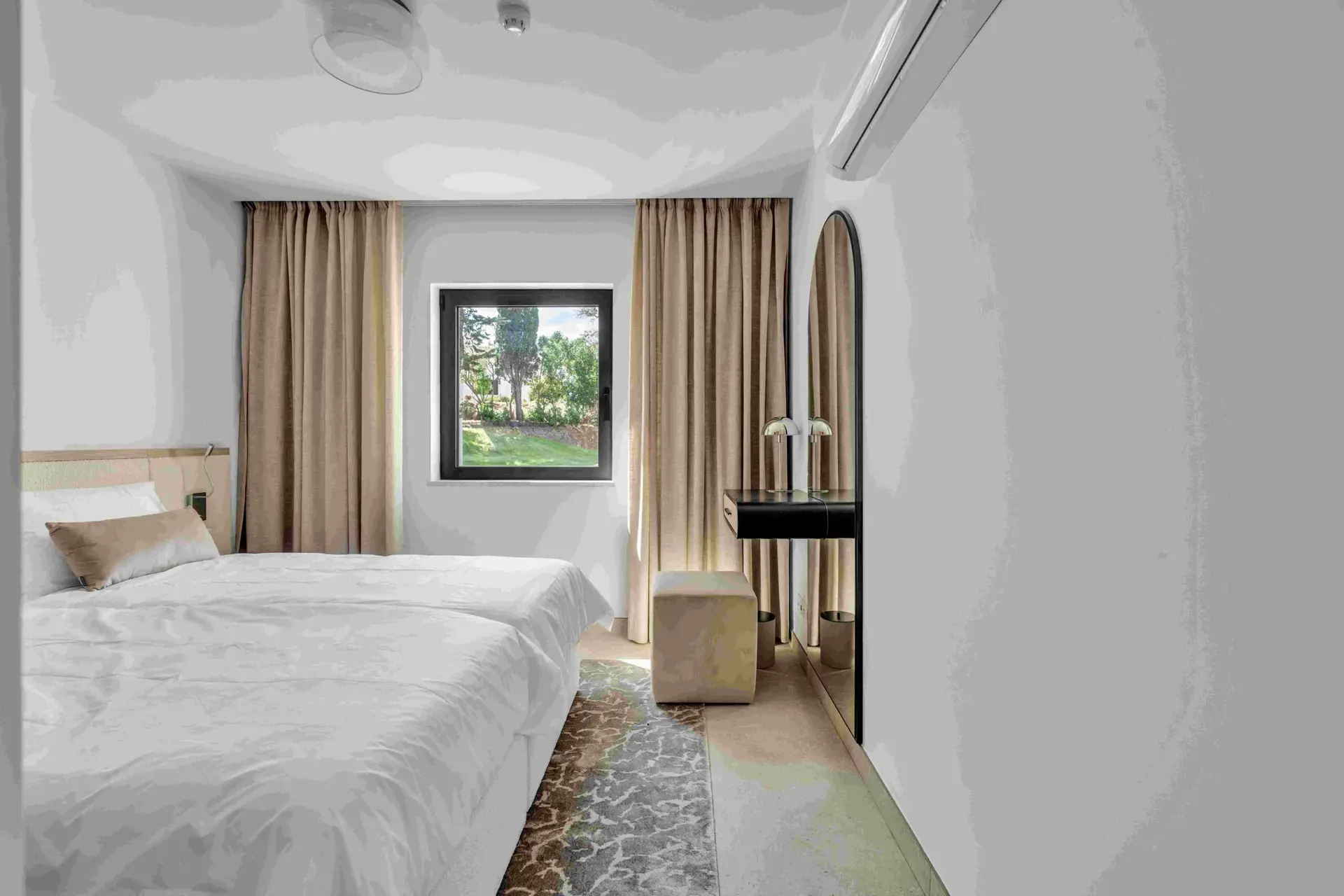 Room3-scaled-1.jpg