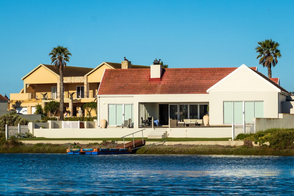 vacation home by the lake