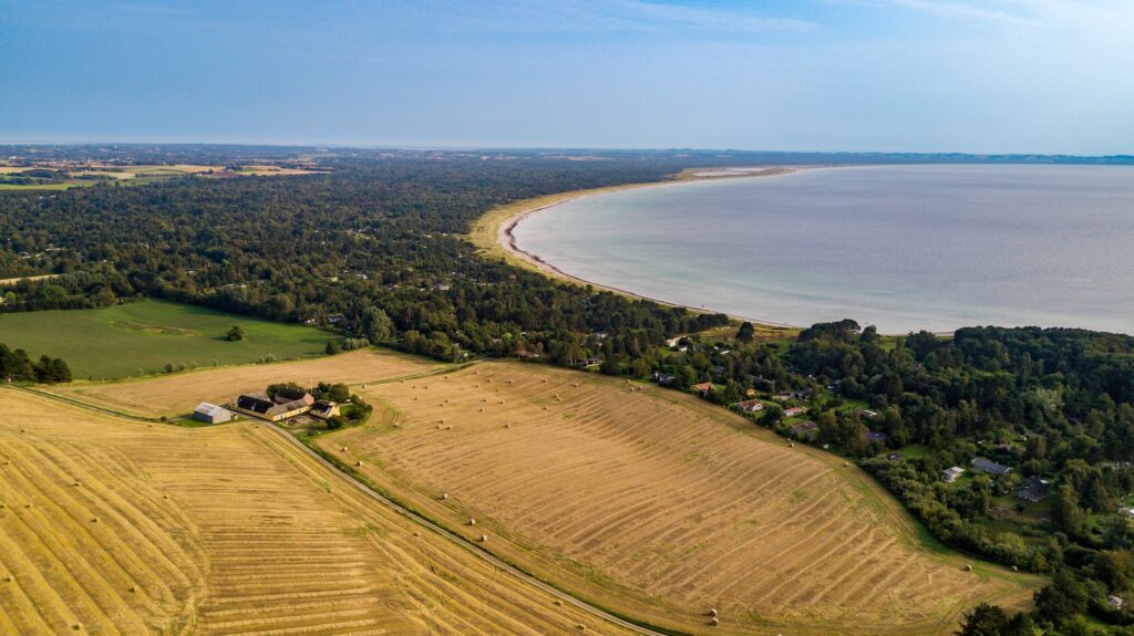 land for sale sea